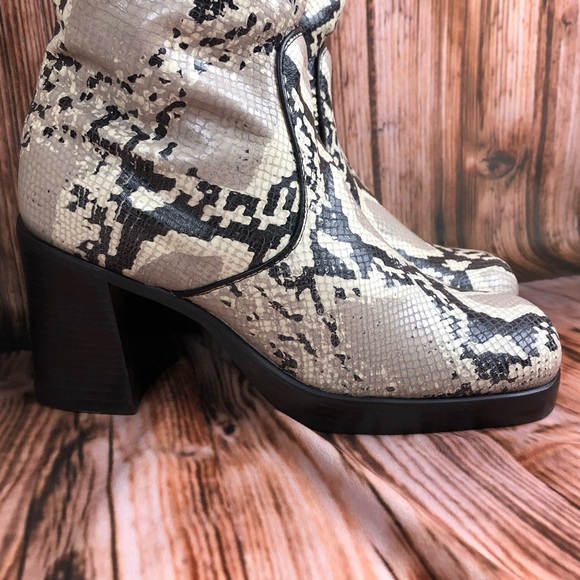 Durango Snakeskin Leather Stacked Heel Platform Boots - Picture 4 of 13